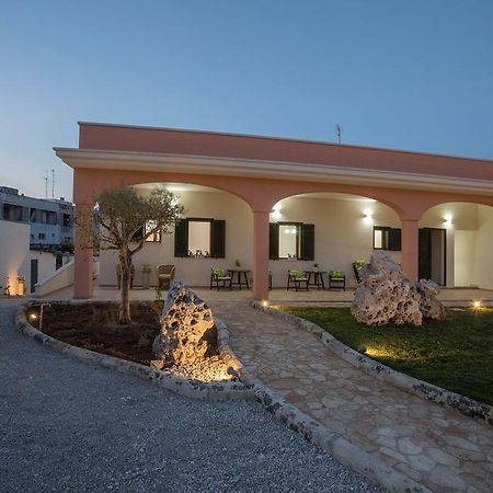 Casina Dei Nonni Bed & Breakfast Carpignano Salentino Exterior photo