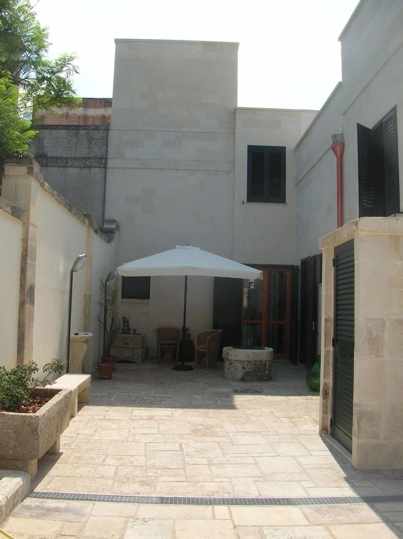 Casina Dei Nonni Bed & Breakfast Carpignano Salentino Exterior photo