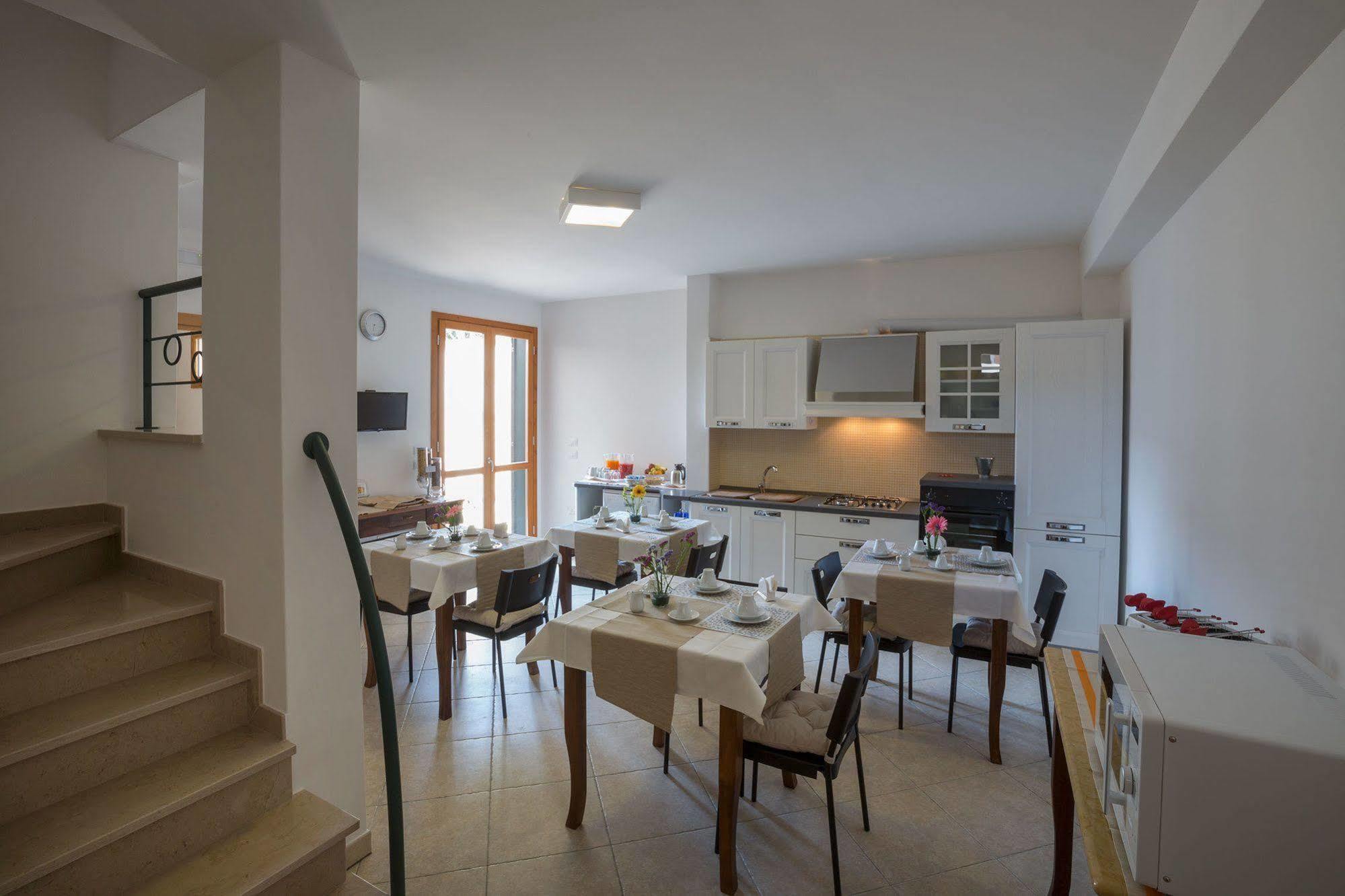 Casina Dei Nonni Bed & Breakfast Carpignano Salentino Exterior photo