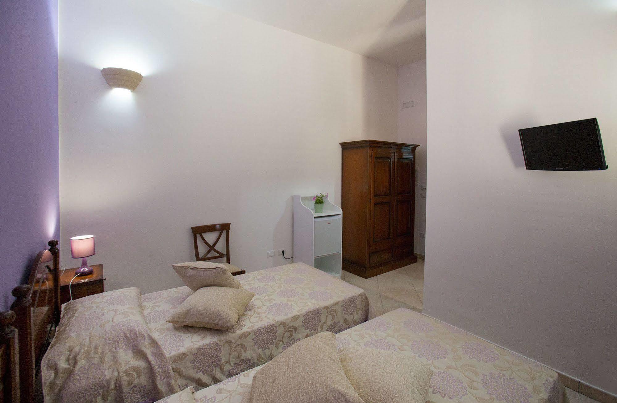 Casina Dei Nonni Bed & Breakfast Carpignano Salentino Exterior photo